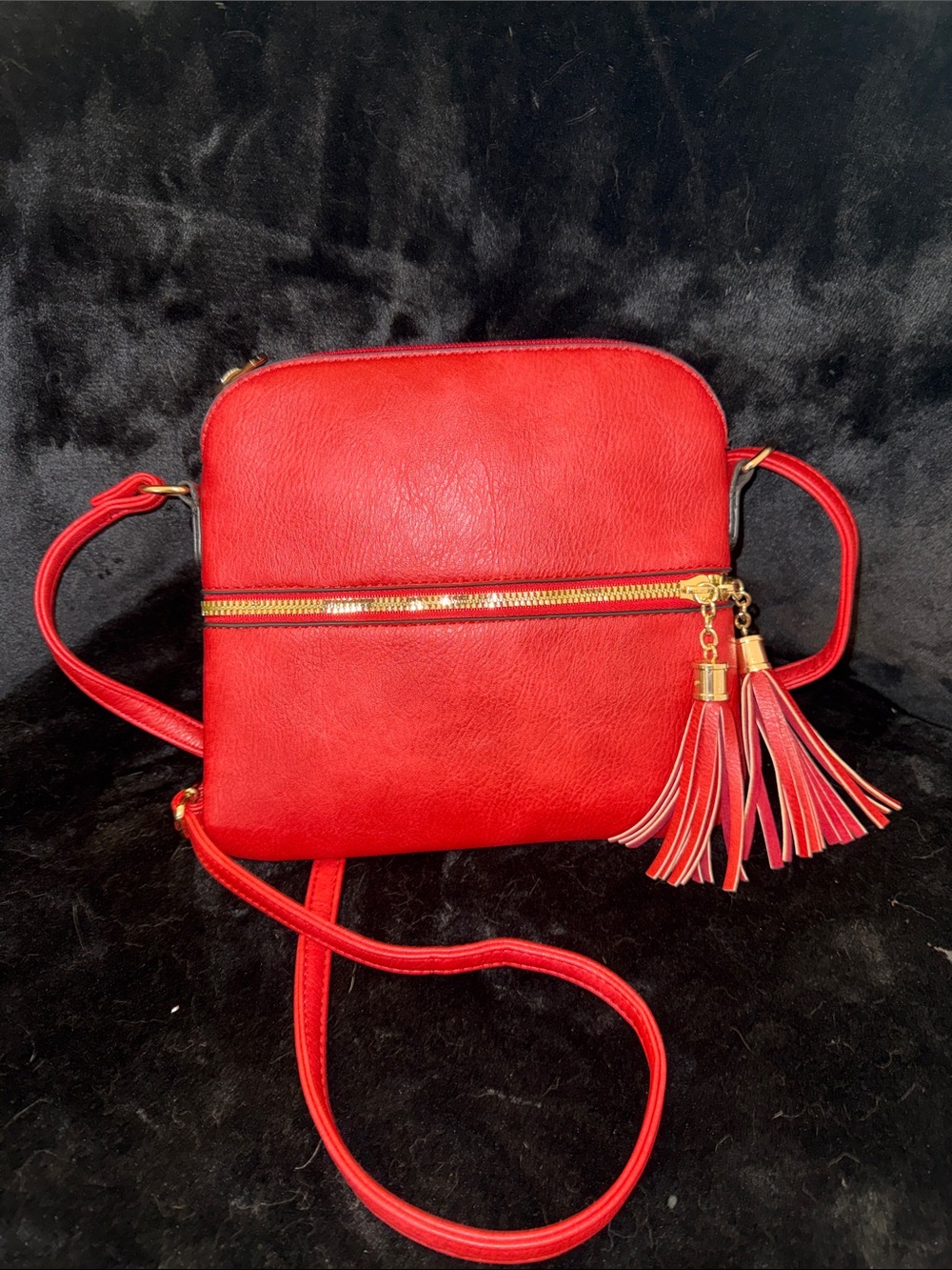DS Red Fringe Crossbody Bag – Gold Hardware